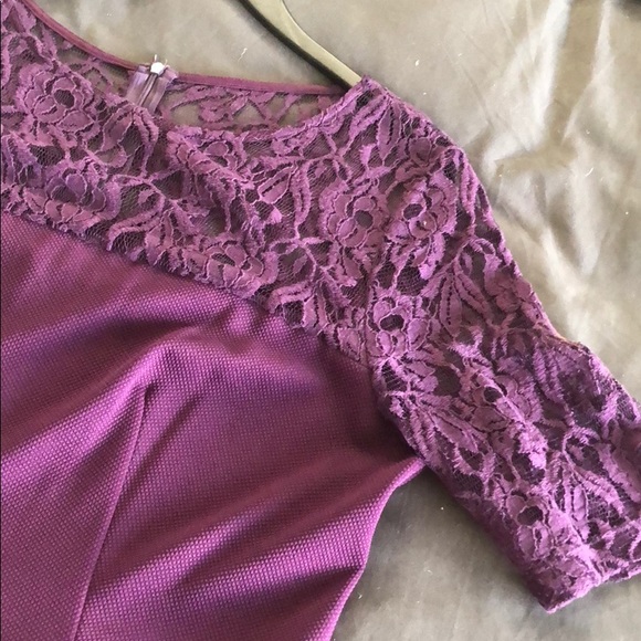 Purple lace dress - Picture 2 of 5